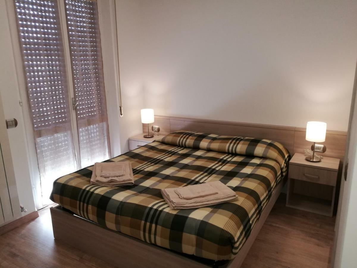 House Degli Angeli Rooms Assise Extérieur photo